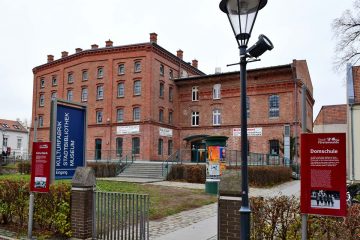 Vernissage „Ganz in Weiß“
