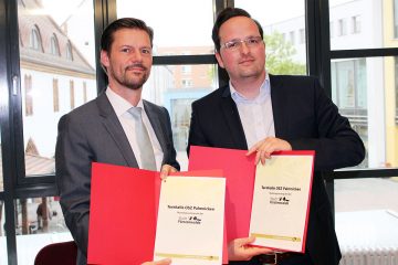 Nutzungsvertrag für die Sporthalle am OSZ unterzeichnet