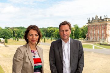 Gesundheitsministerin Brandenburgs besucht Universität