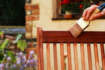 Frischer Anstrich für Gartenmöbel, Zaun & Co.