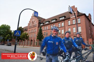 Beeskow – Fahrradstaffel der Polizei in der Stadt