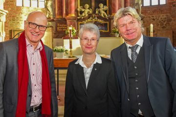 Pfarrerin Ulrike Menzel in Amt und Würden