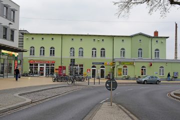 Pendleraktion am Bahnhof Fürstenwalde