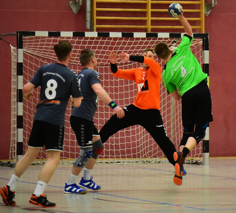 Handballer der BSG Siegen Souverän