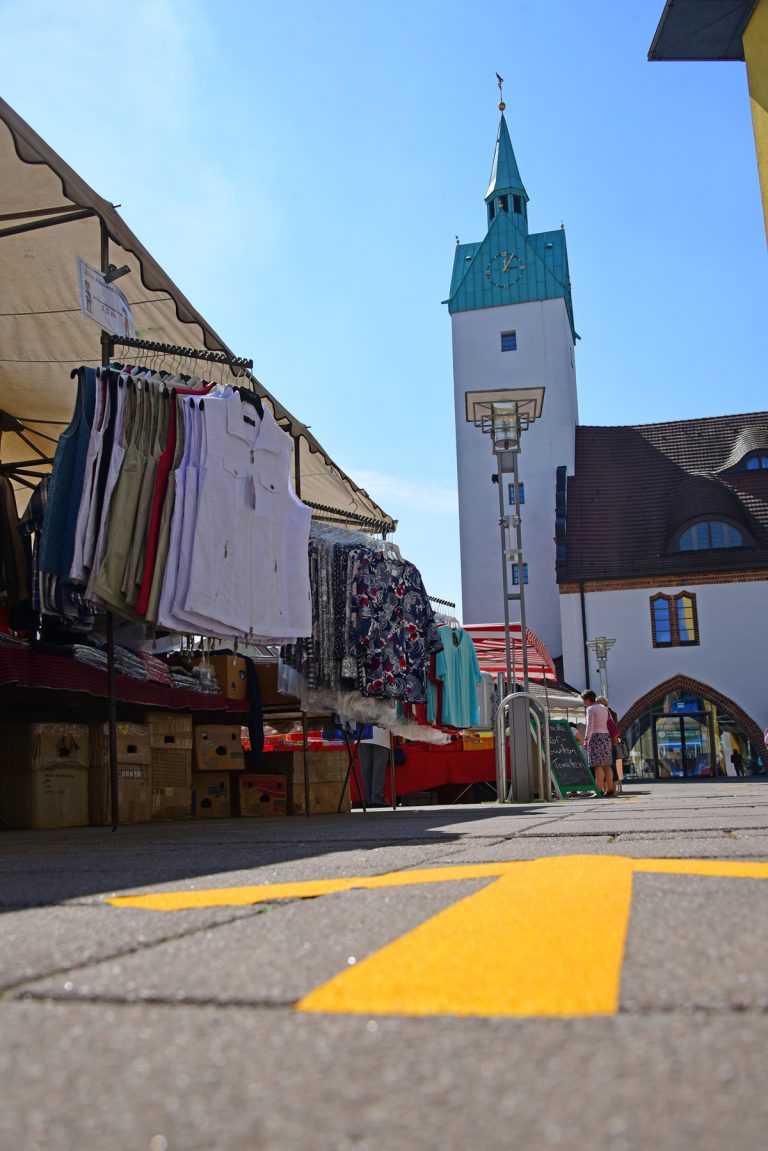 Richtungsvorgaben auf dem Fürstenwalder Marktplatz