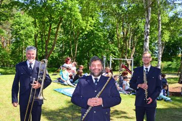 Musik Trio begeistert junge Zuhörer