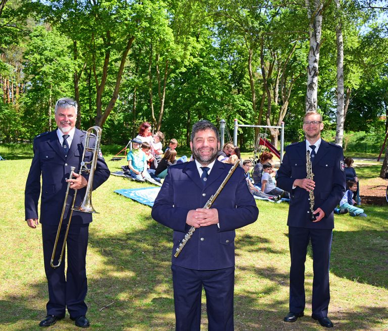 Musik Trio begeistert junge Zuhörer