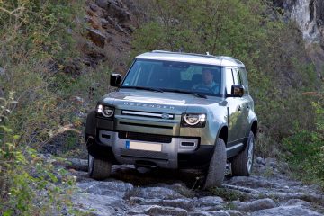 Land Rover Händler feiern die Neuauflage einer Ikone