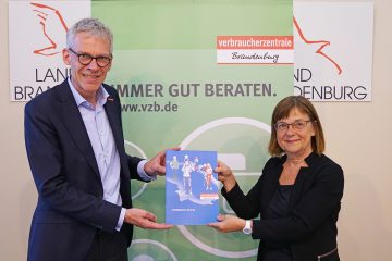 Verbraucherzentrale übergibt Jahresbericht