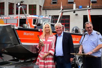 Rettungsboot feierlich in Dienst gestellt