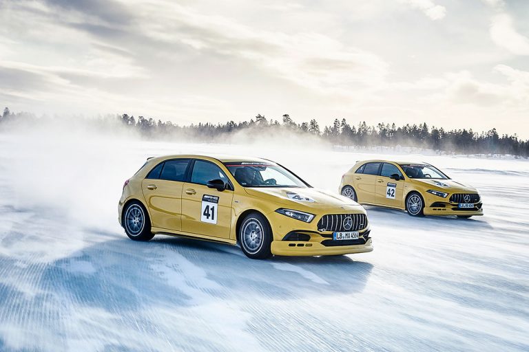 Winterliches Fahrtraining der AMG Driving Academy