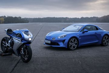 MV Augusta Superbike im Alpine-Look