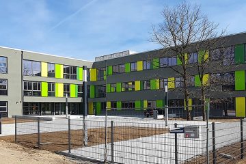 Erster Baustein für Schulzentrum