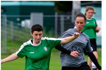 FSV Frauen siegen im Duell