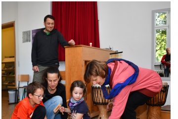 Premiere des Instrumenten-Karussells