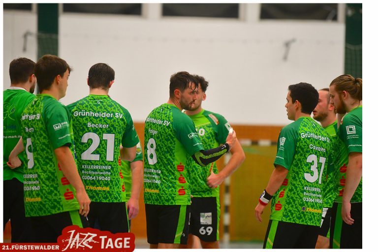Schlappe in der Sporthalle Schöneberg