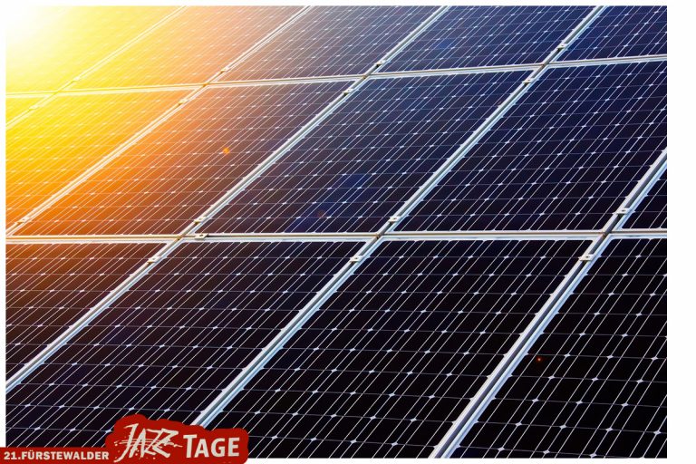 Solarinvestitionen in Milliardenhöhe gefährdet