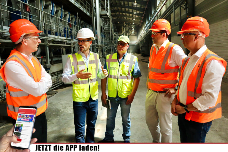Besuch im Spanplattenwerk Beeskow