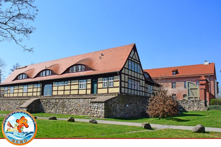 Literatur im Herbstlaub