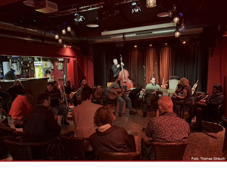 Tanz, Musik und Tradition