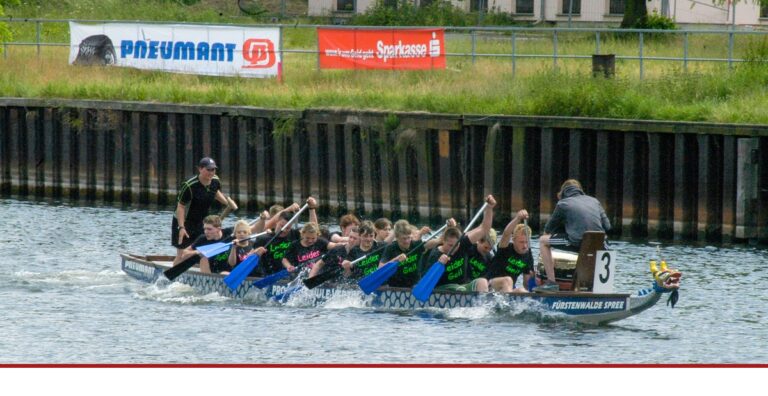 Drachenbootsport mit Fürstenwalder Schulen