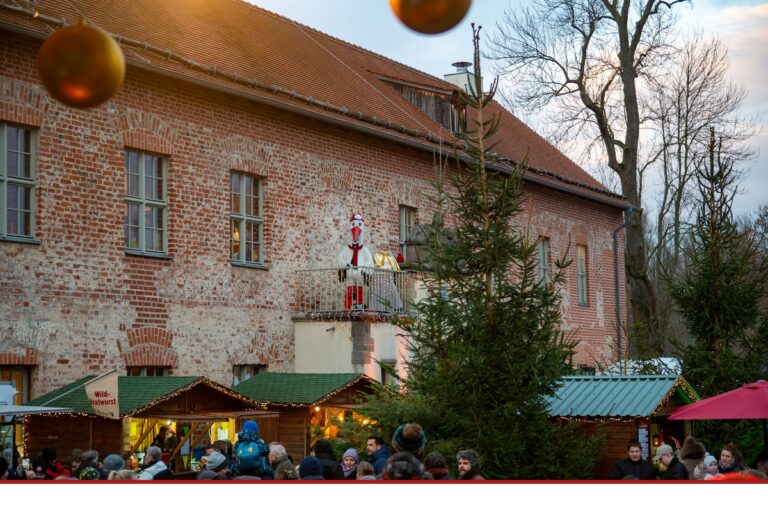 Storki, Frau Holle & der Weihnachtsmann