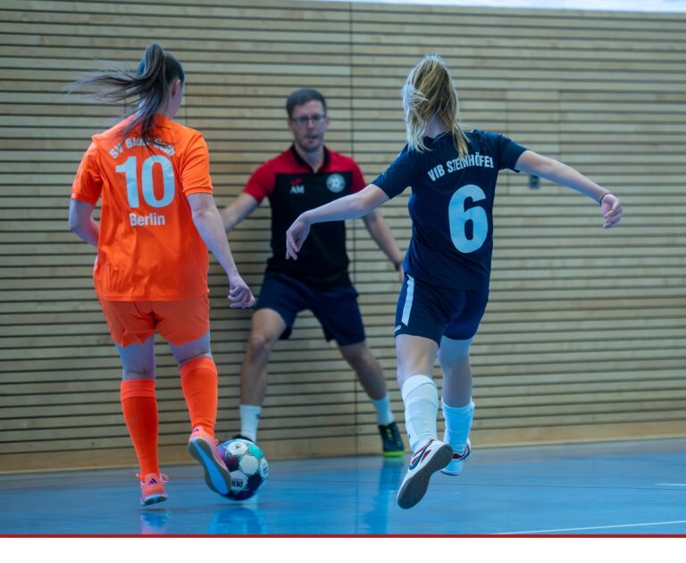 Frauenfußball mit Herz