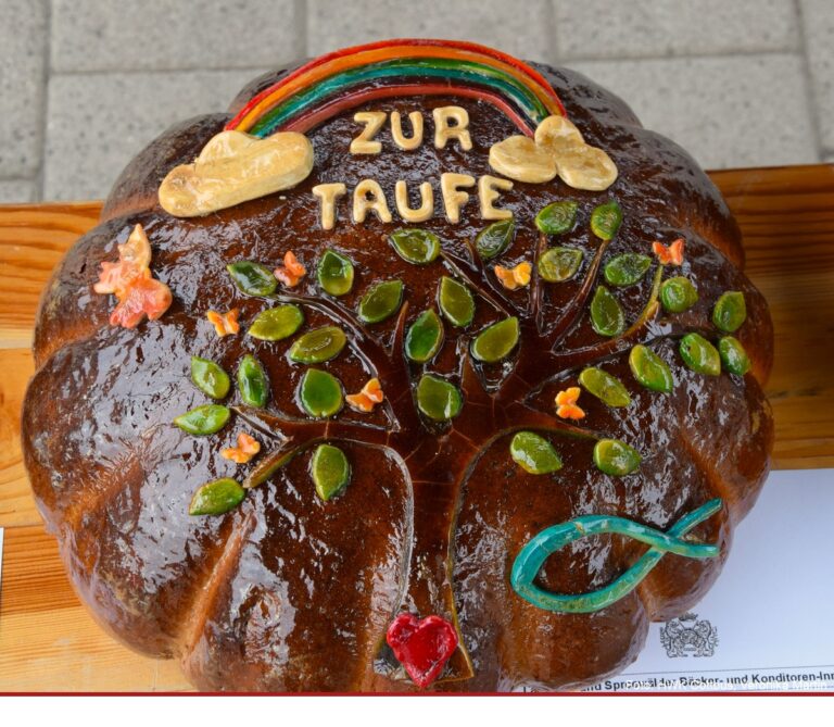 Brotkunst im Garten