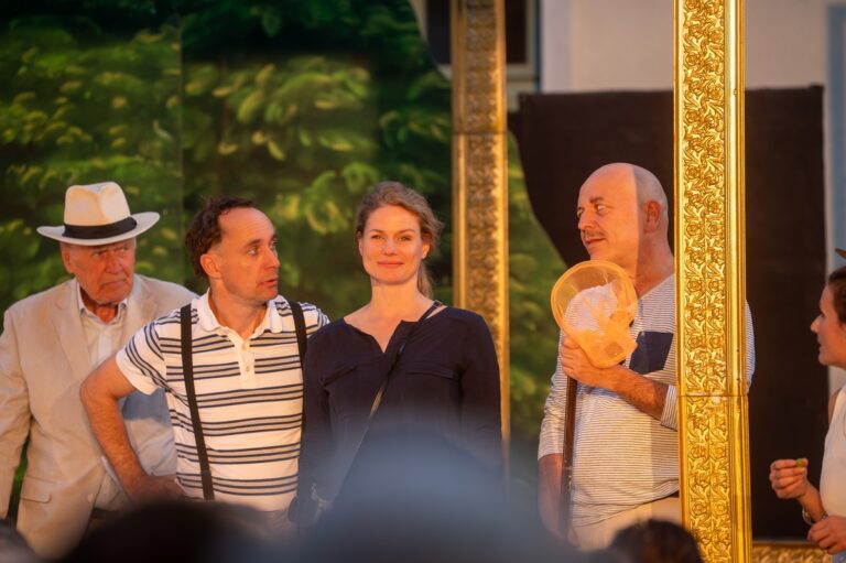 Theater unter freien Himmel