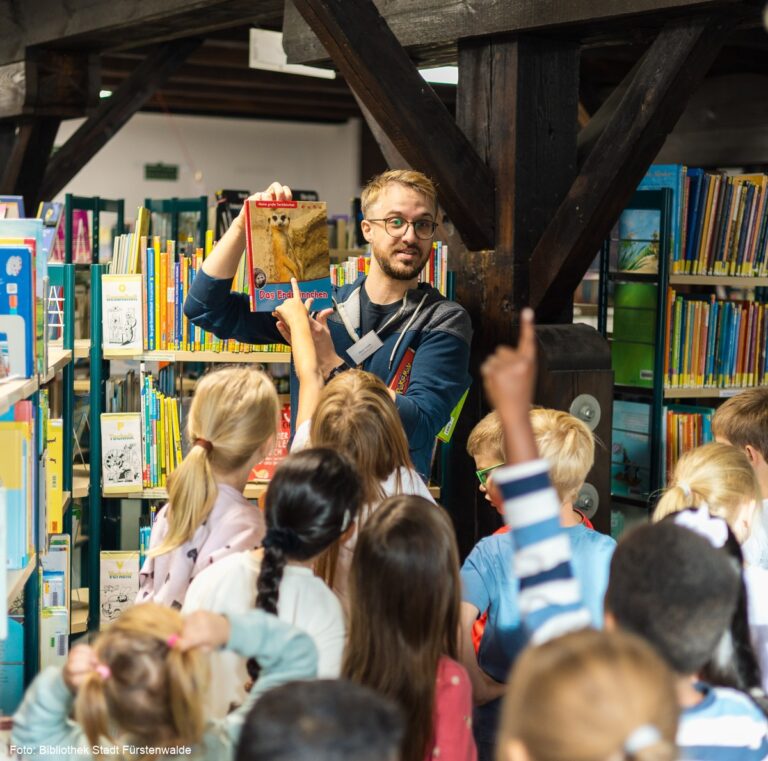 Ein Jahr Bibliothek geschenkt